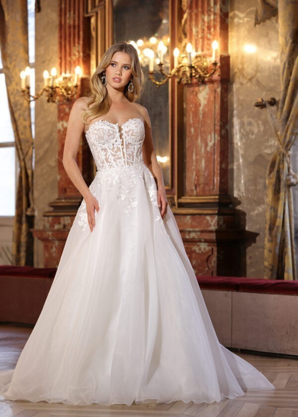 Trouwjurk Bianca van Azuree kopen bij Weddings 3
