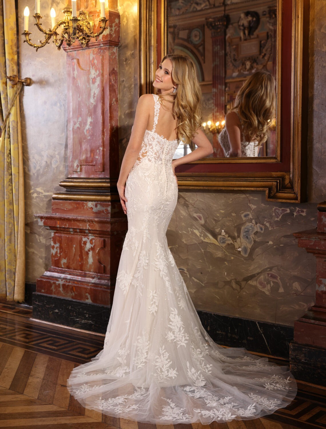 Trouwjurk Blanka van Azuree kopen bij Weddings 1