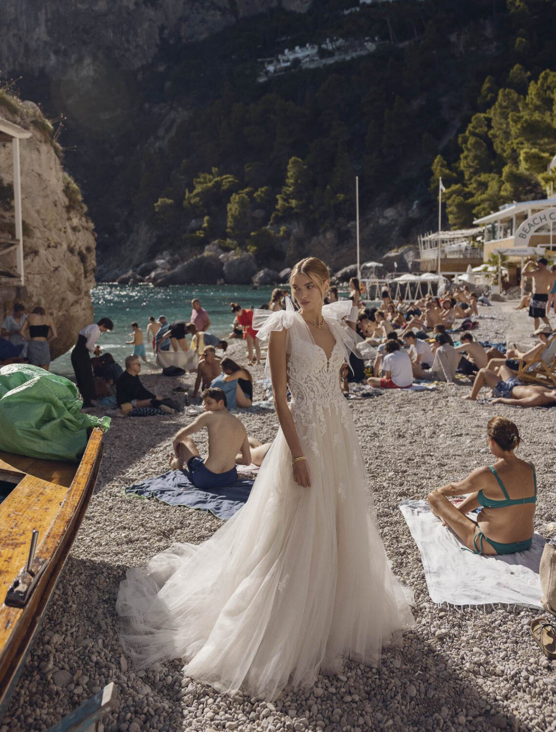 Trouwjurk Brinley van Modeca kopen bij Weddings 1