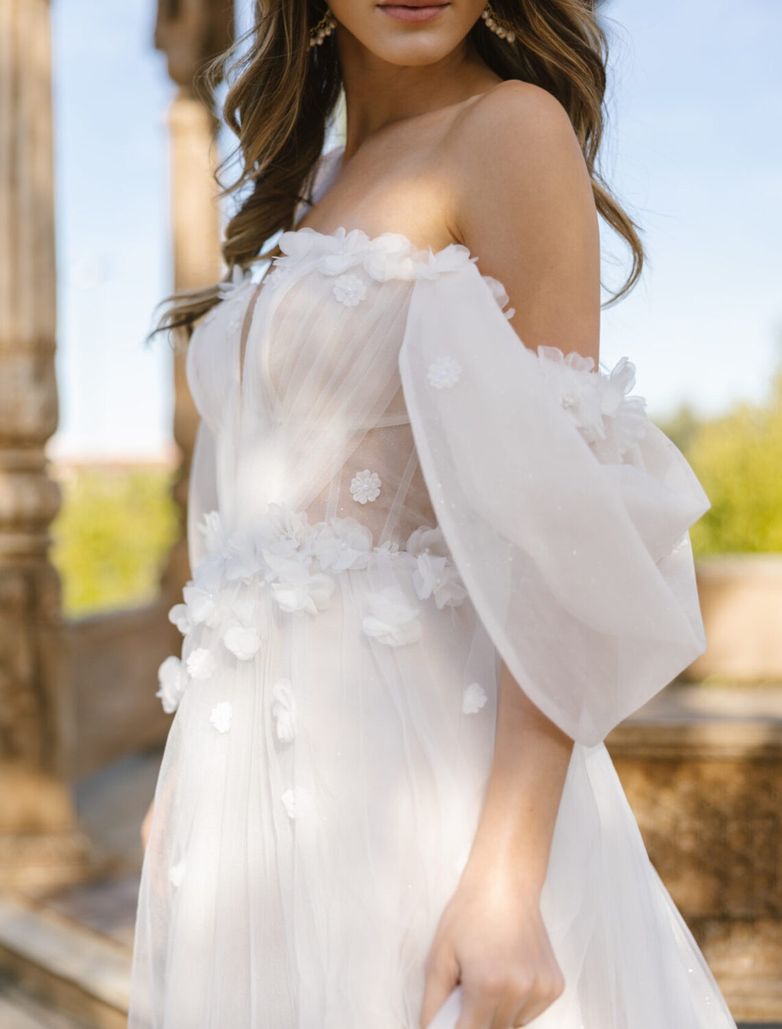 Trouwjurk D4065 van Essense of Australia kopen bij Weddings 3