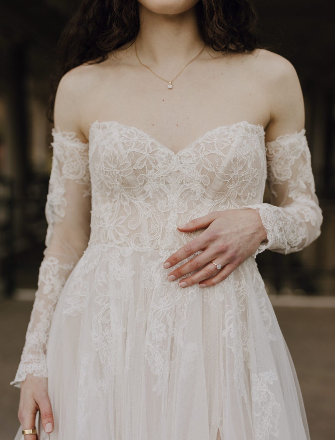 Trouwjurk D4097 van Essense of Australia kopen bij Weddings 4