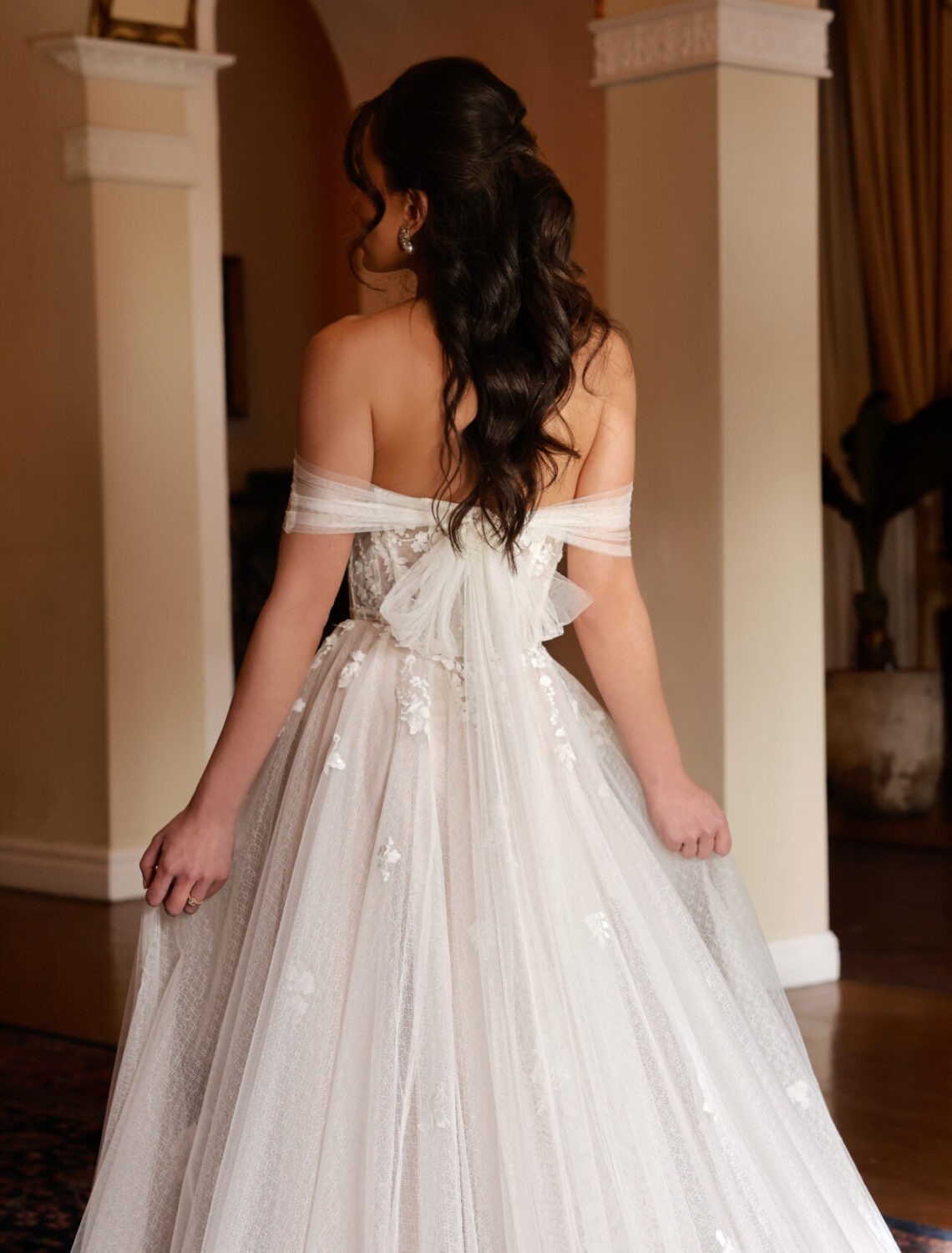 Trouwjurk D4286 van Essense of Australia kopen bij Weddings 1