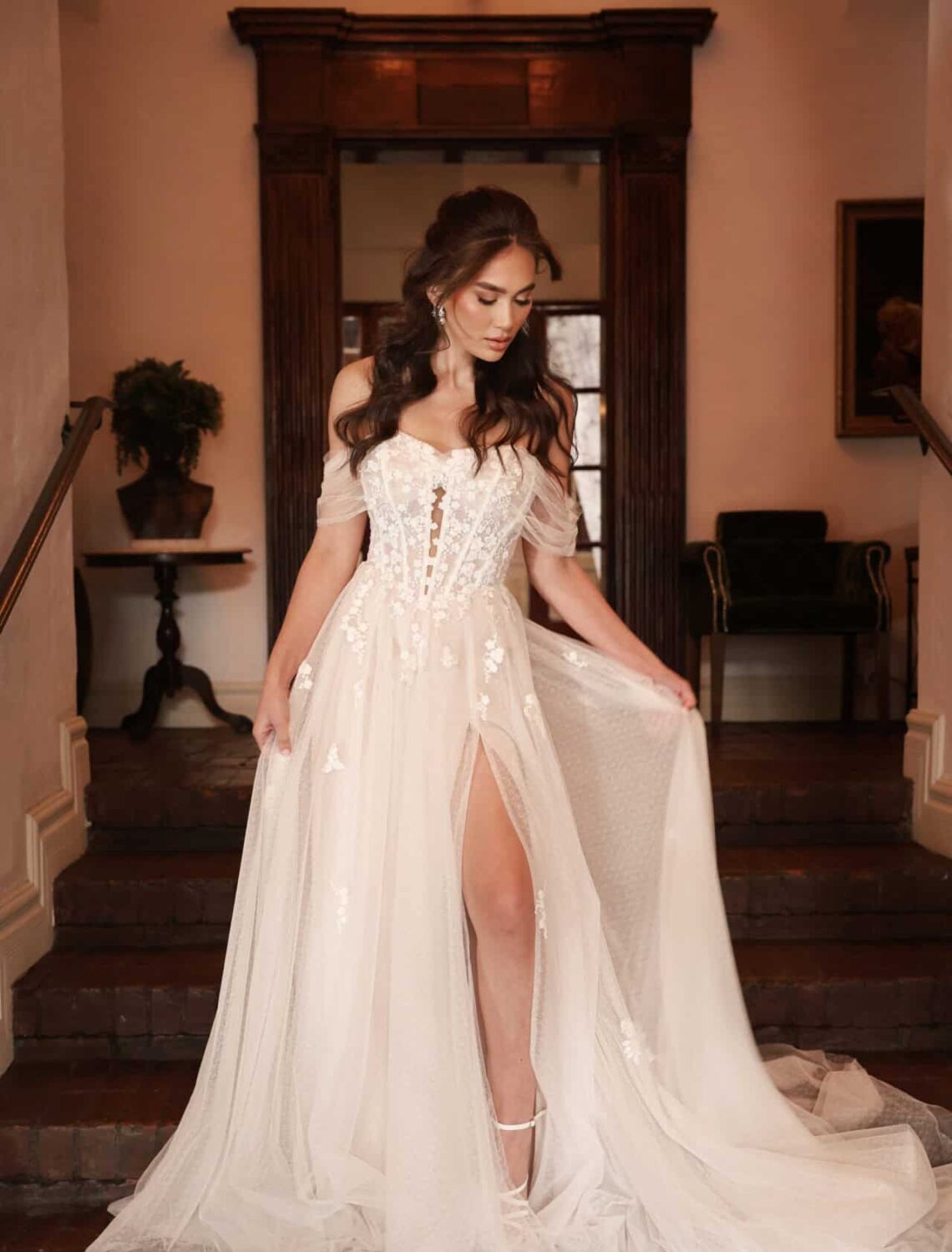 Trouwjurk D4286 van Essense of Australia kopen bij Weddings 2