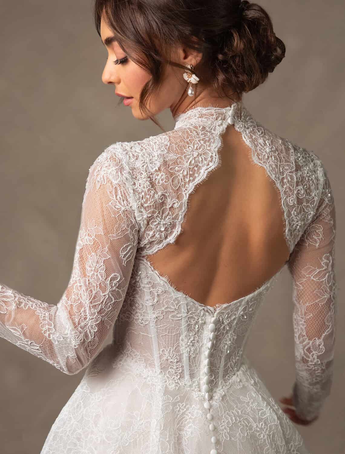 Trouwjurk D4554 van Essense kopen bij Weddings 2