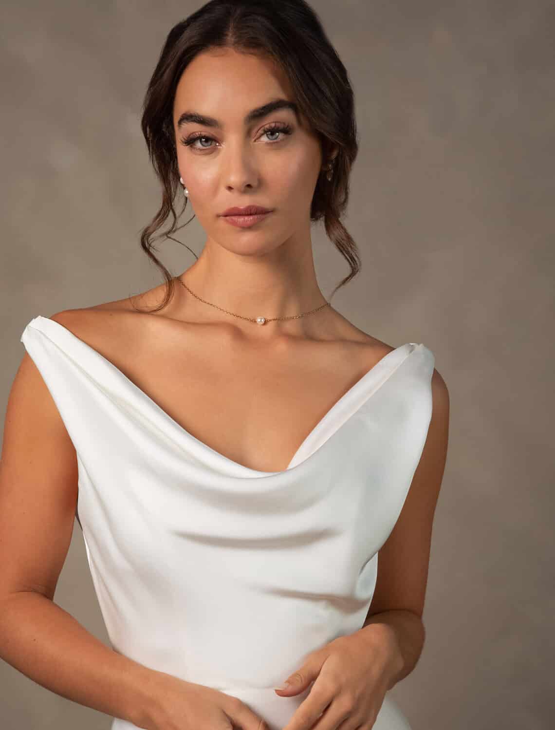 Trouwjurk D4574 van Essense of Australia kopen bij Weddings 1