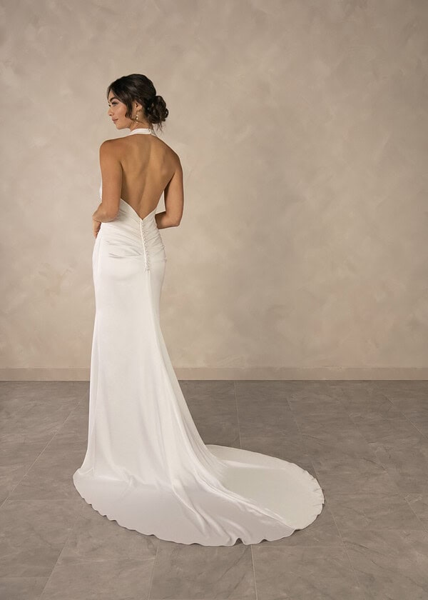 Trouwjurk D4614 van Essense of Australia kopen bij Weddings 5