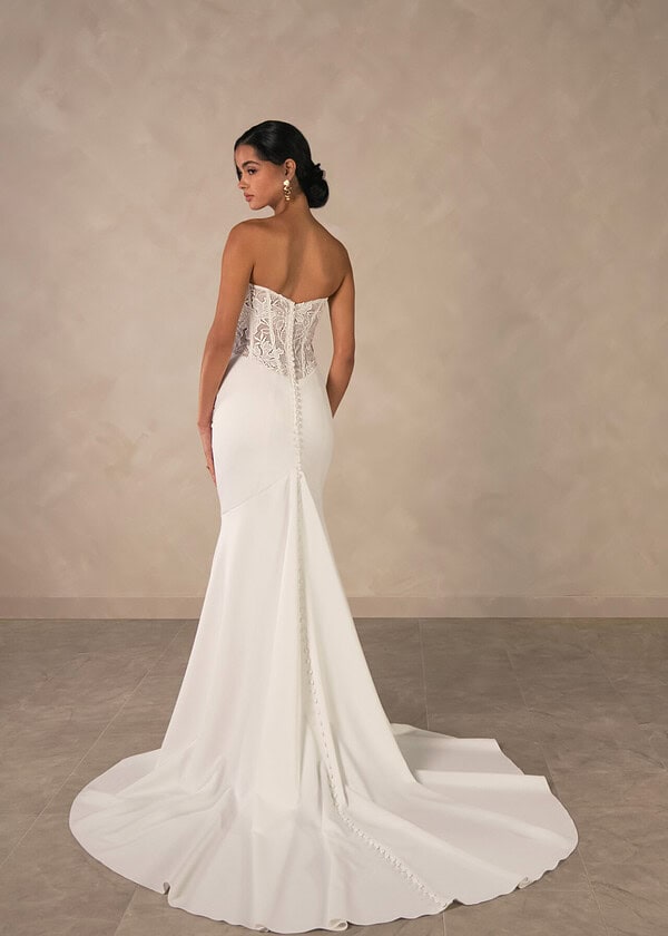 Trouwjurk D4622 van Essense of Australia kopen bij Weddings 4