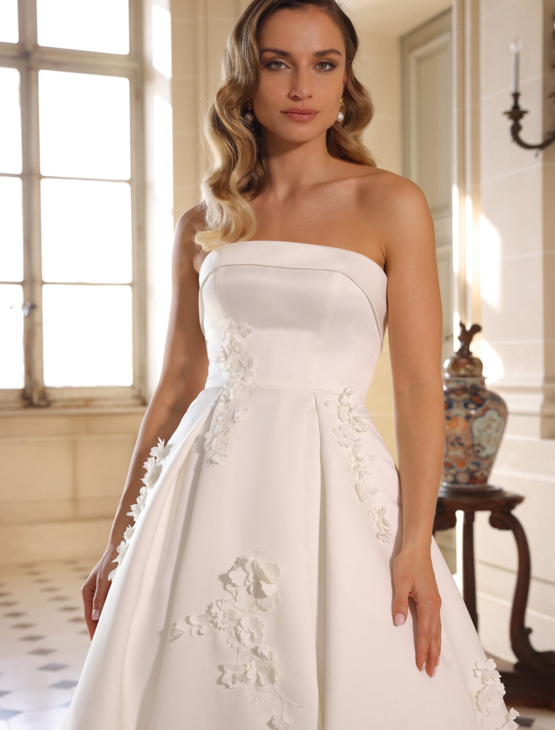 Trouwjurk Emma van Azuree kopen bij Weddings 2