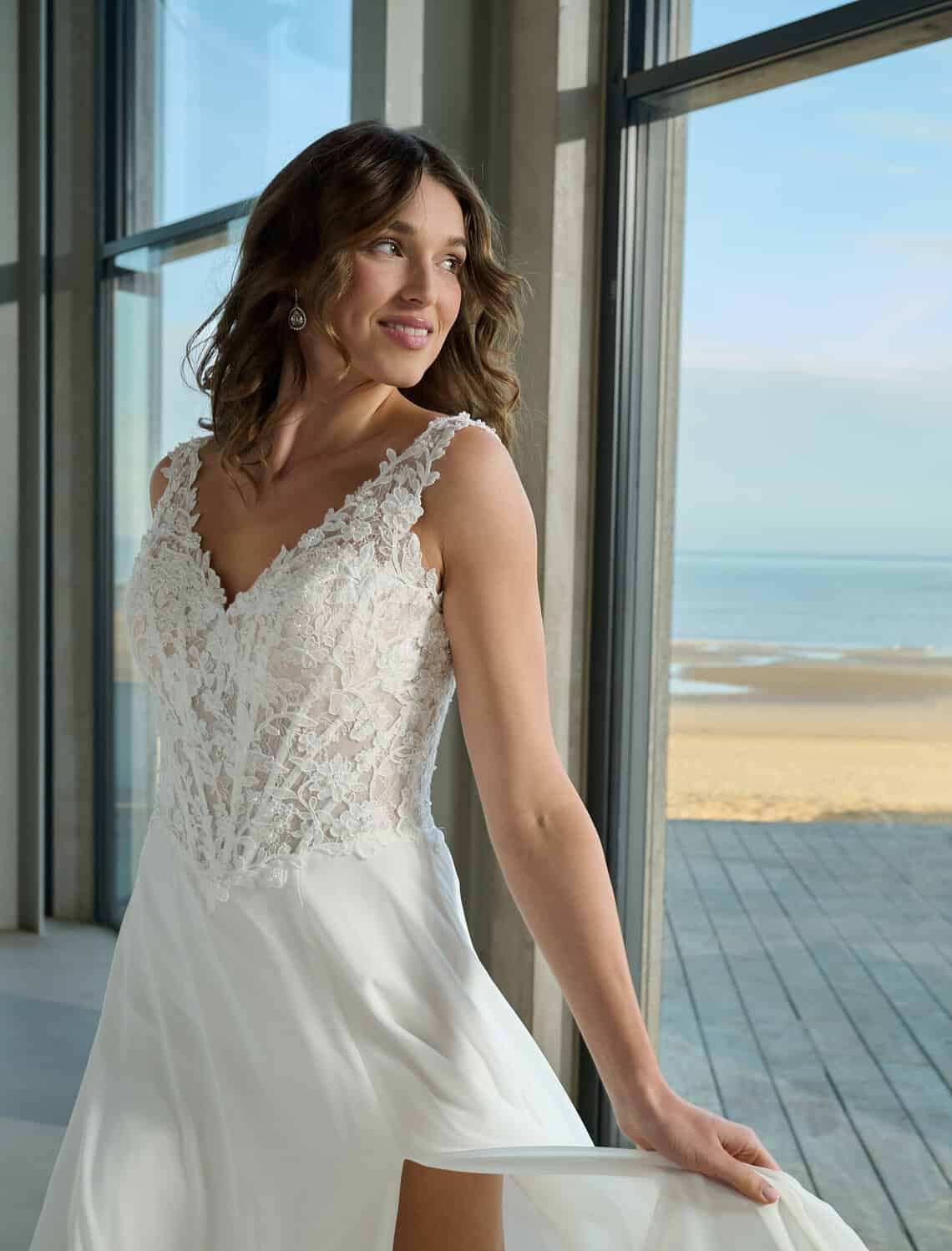 Trouwjurk Fabi van Azuree kopen bij Weddings 2