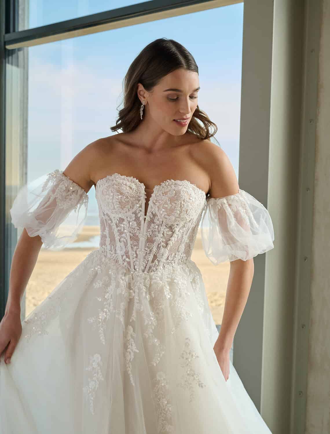 Trouwjurk Fame van Azuree kopen bij Weddings 2