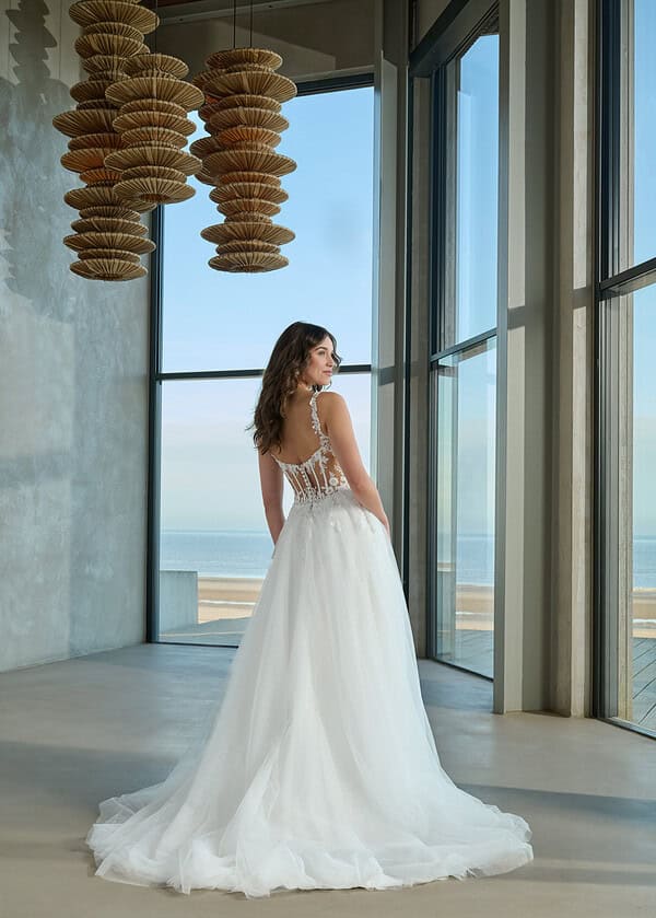 Trouwjurk Farzana van Azuree kopen bij Weddings 1
