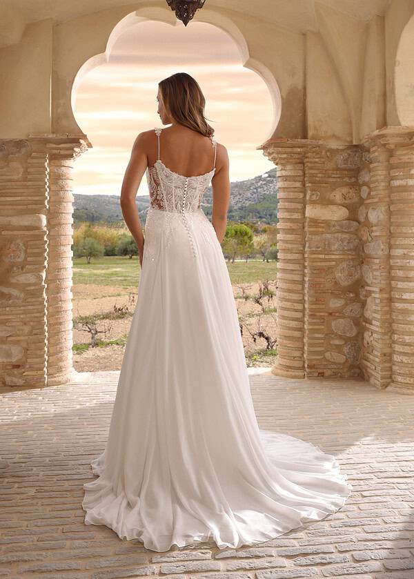 Trouwjurk Fauna van Azuree kopen bij Weddings 1