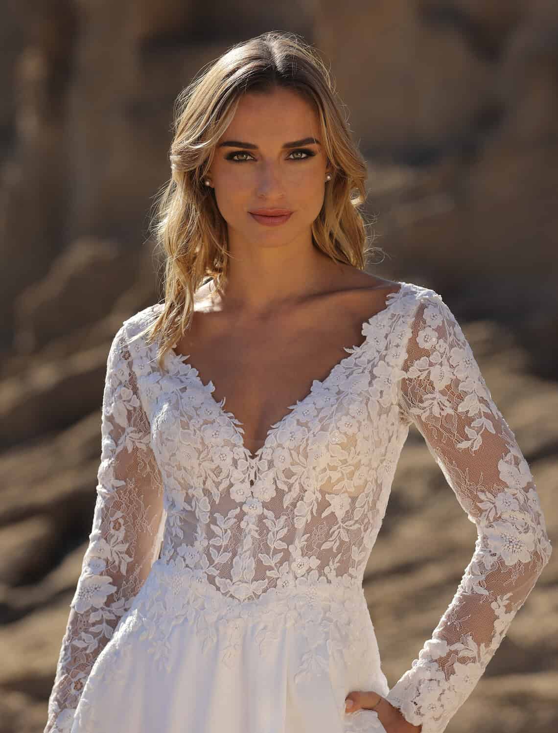 Trouwjurk Favor van Azuree kopen bij Weddings 2