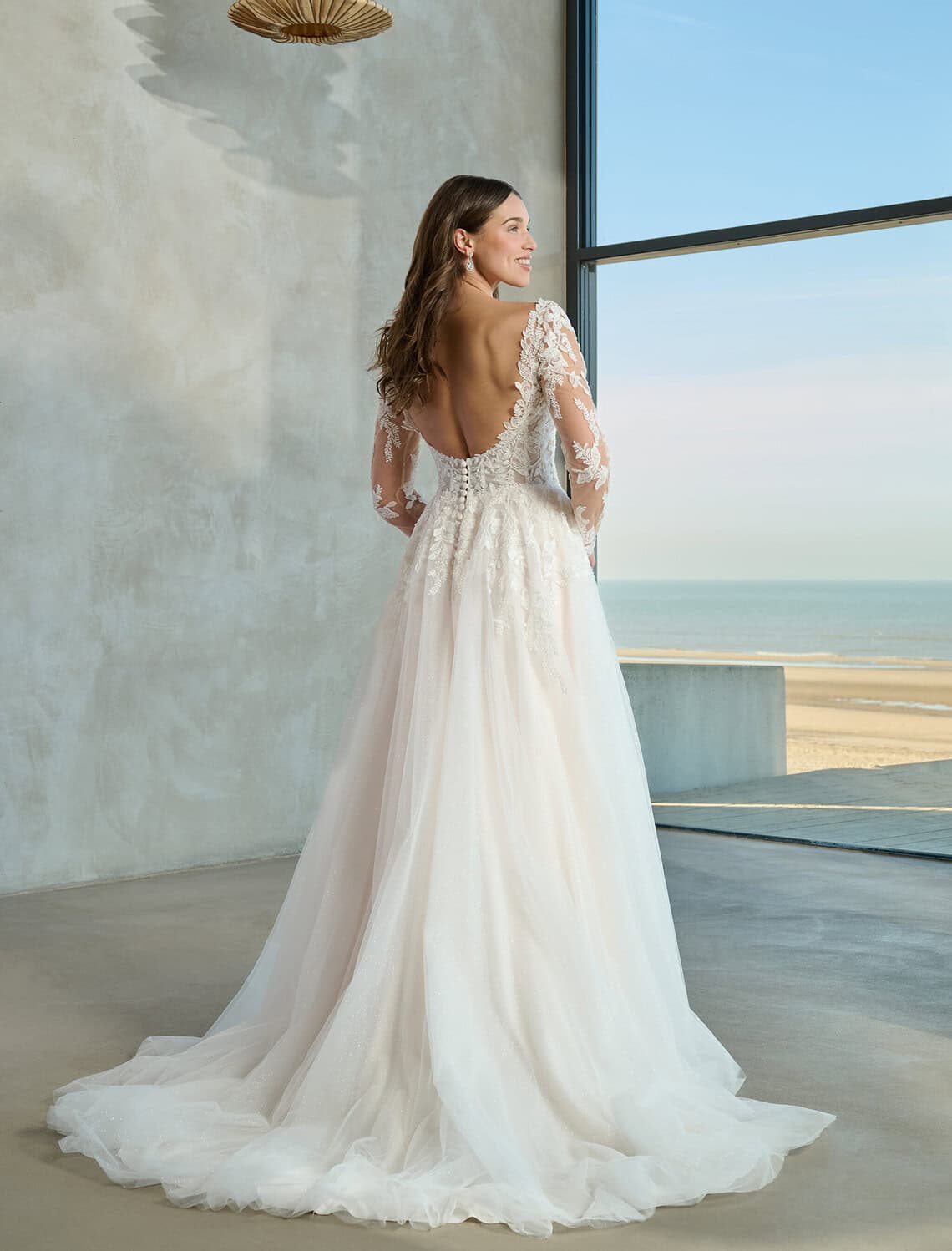 Trouwjurk Feather G van Azuree kopen bij Weddings 1