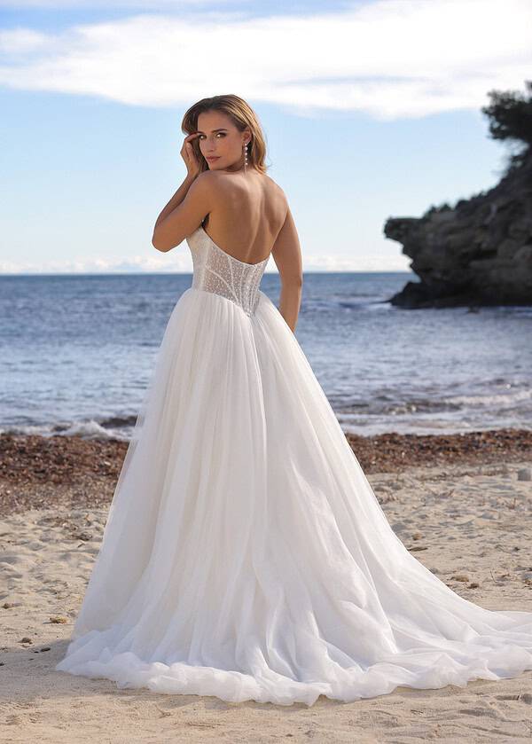 Trouwjurk Flirt van Azuree kopen bij Weddings 1