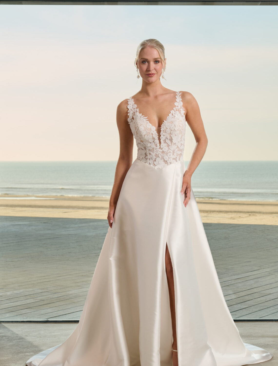 Trouwjurk Fonda van Azuree kopen bij Weddings 2