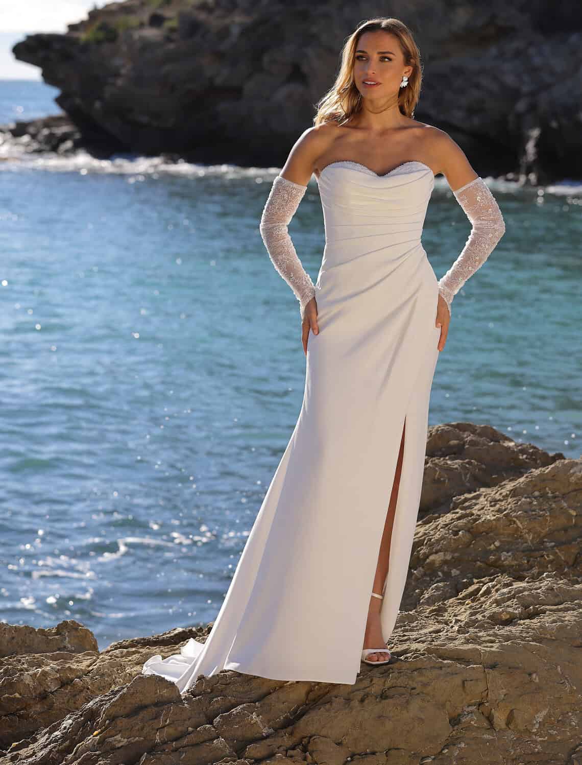 Trouwjurk Foster van Azuree kopen bij Weddings 3