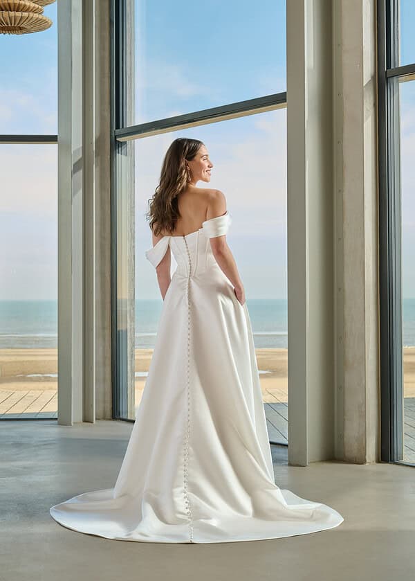 Trouwjurk Franky L van Azuree kopen bij Weddings 1