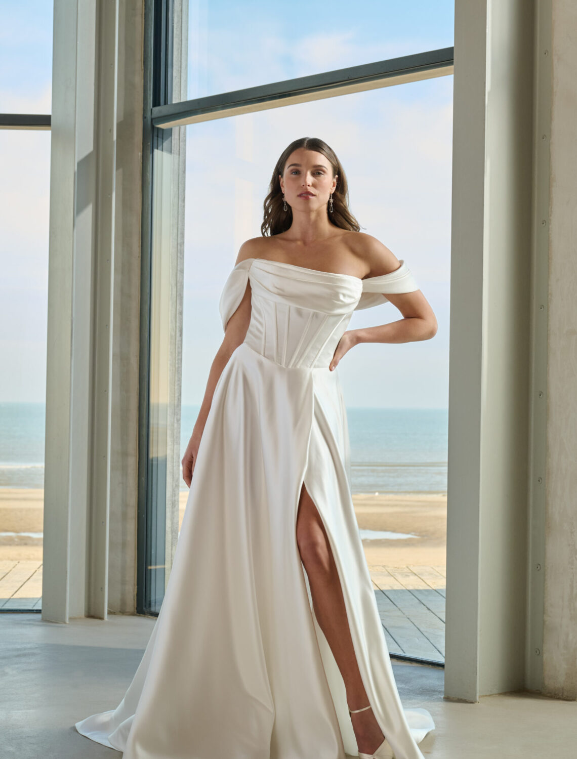 Trouwjurk Franky L van Azuree kopen bij Weddings 3