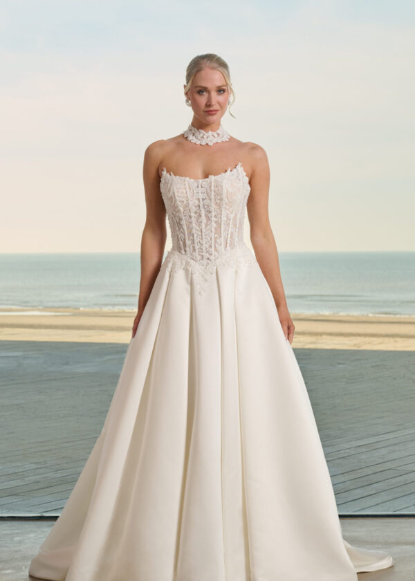 Trouwjurk Fumiko van Azuree kopen bij Weddings 3