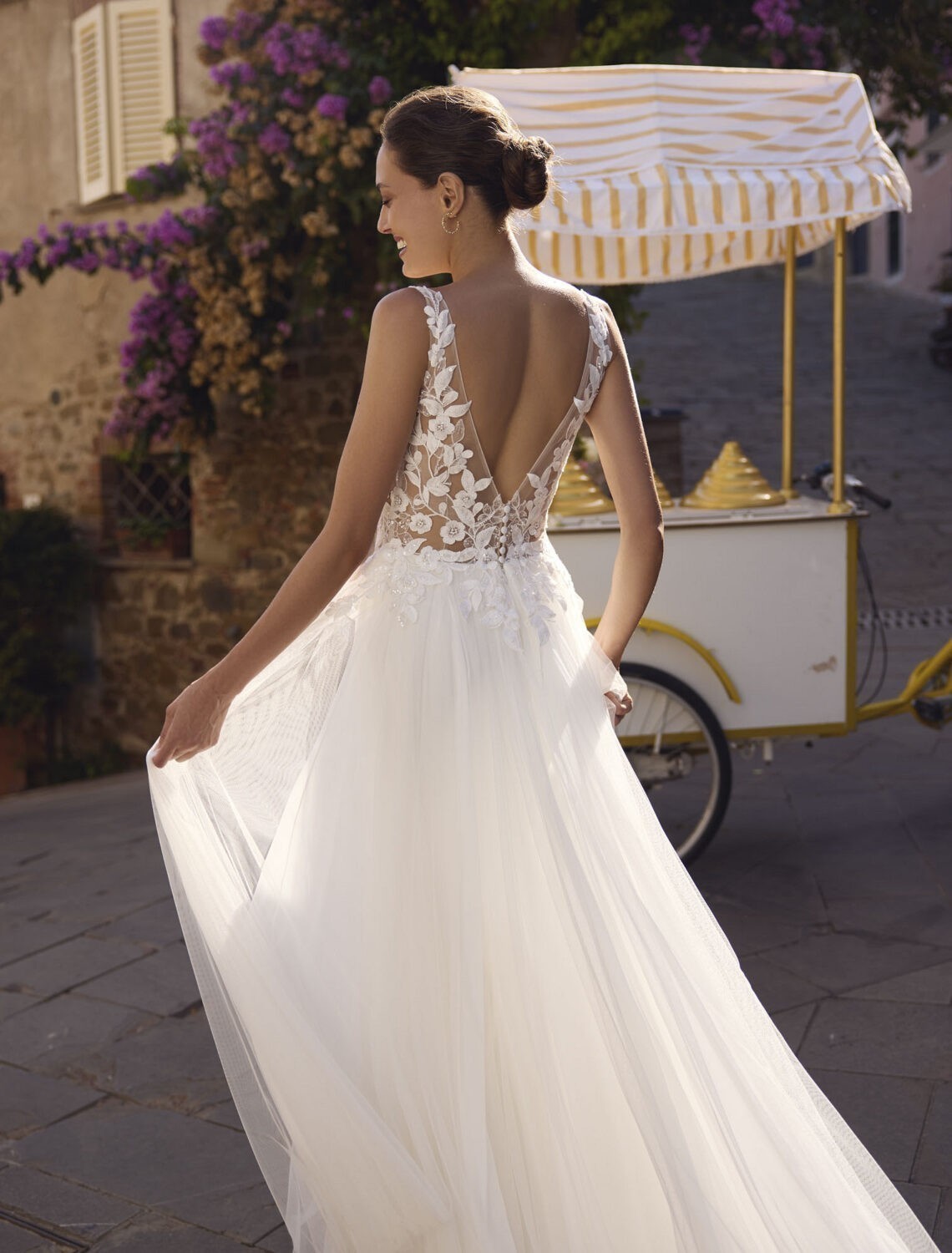 Trouwjurk Gabby van Modeca kopen bij Weddings 4