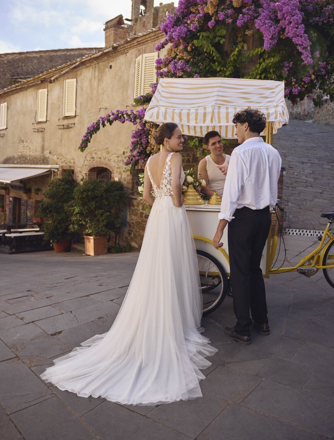 Trouwjurk Gabby van Modeca kopen bij Weddings 5