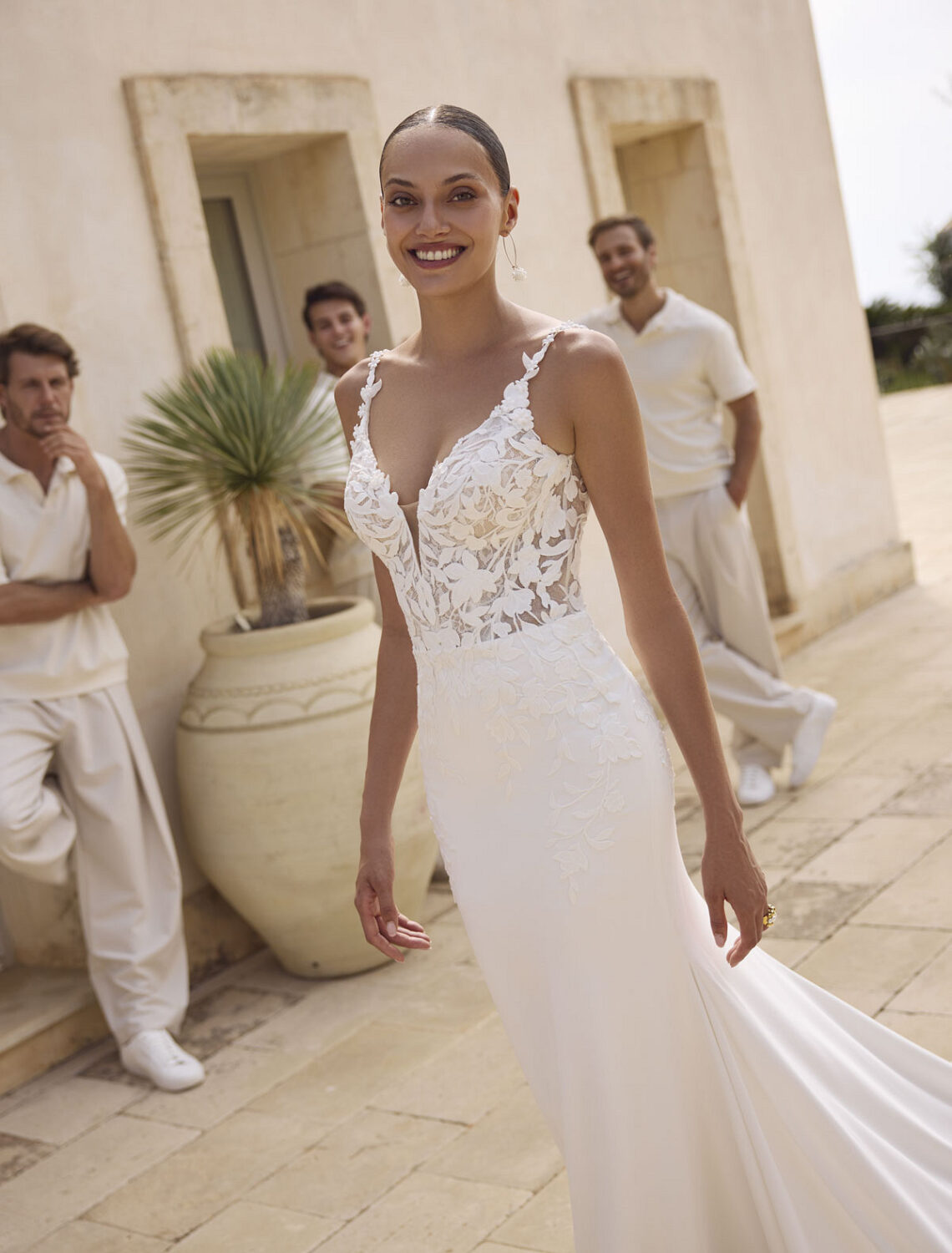 Trouwjurk Gaelle van Modeca kopen bij Weddings 2