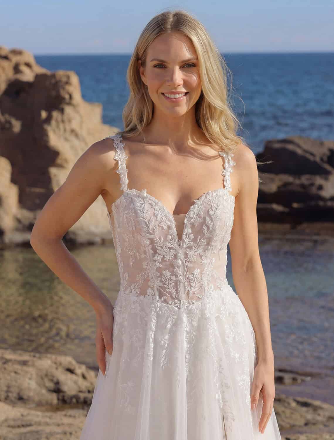 Trouwjurk Georgette van Azuree kopen bij Weddings 2