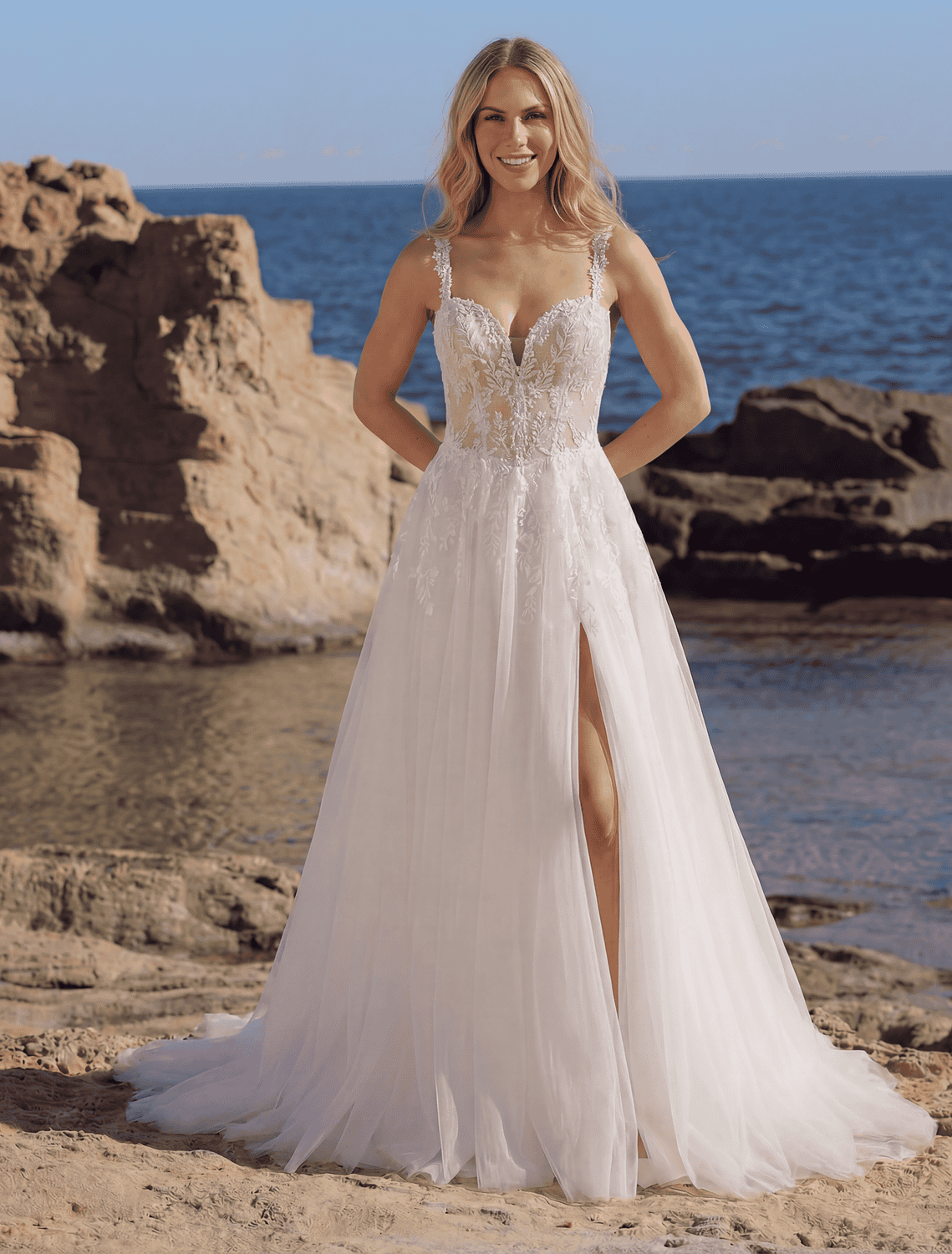 Trouwjurk Georgette van Azuree kopen bij Weddings 3