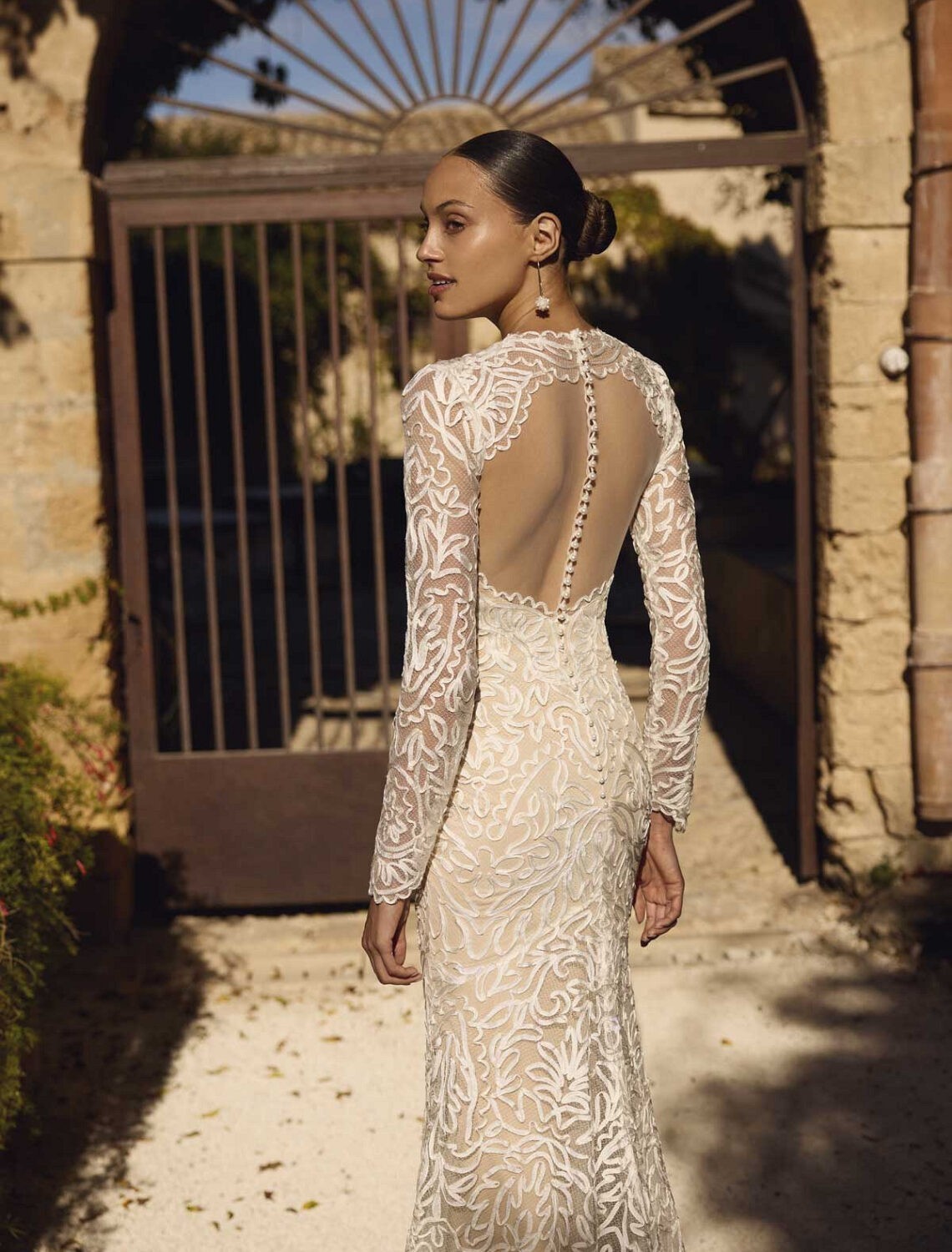 Trouwjurk Gia van Modeca kopen bij Weddings 4