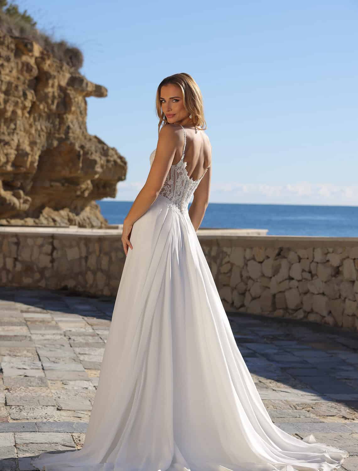 Trouwjurk Gita van Azuree kopen bij Weddings 1