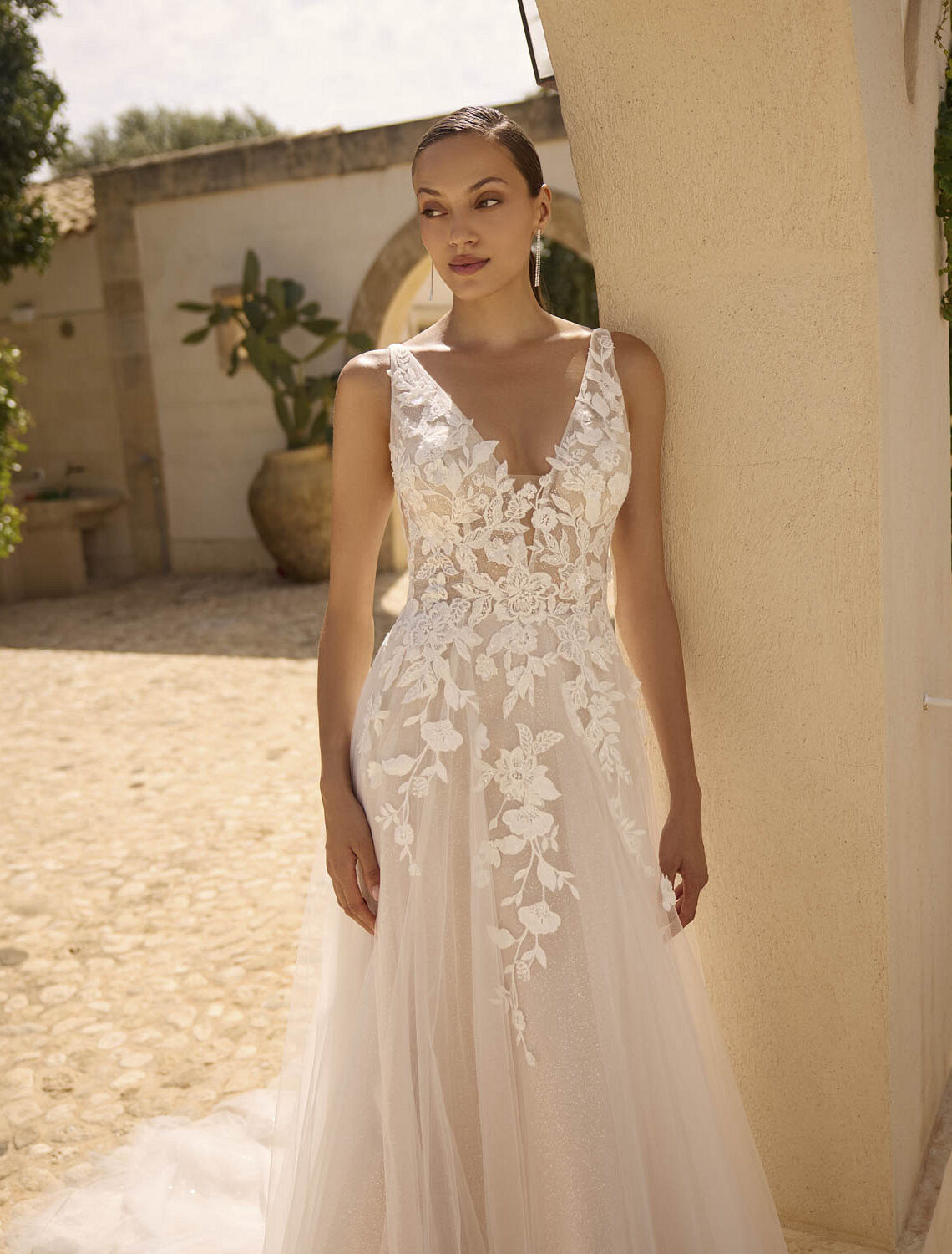 Trouwjurk Grea van Modeca kopen bij Weddings 3