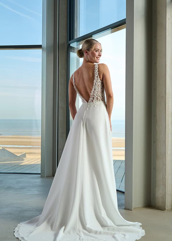 Trouwjurk Hind van Azuree kopen bij Weddings 1