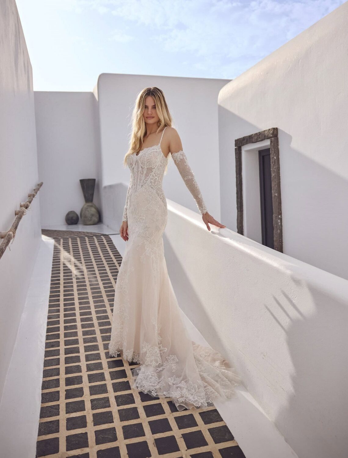 Trouwjurk Izzy van Modeca kopen bij Weddings 1