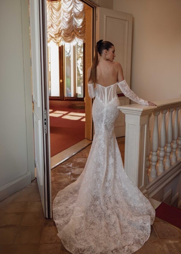 Trouwjurk Kristina van Dominiss kopen bij Weddings 4