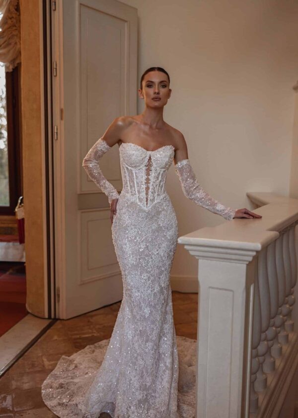 Trouwjurk Kristina van Dominiss kopen bij Weddings 5