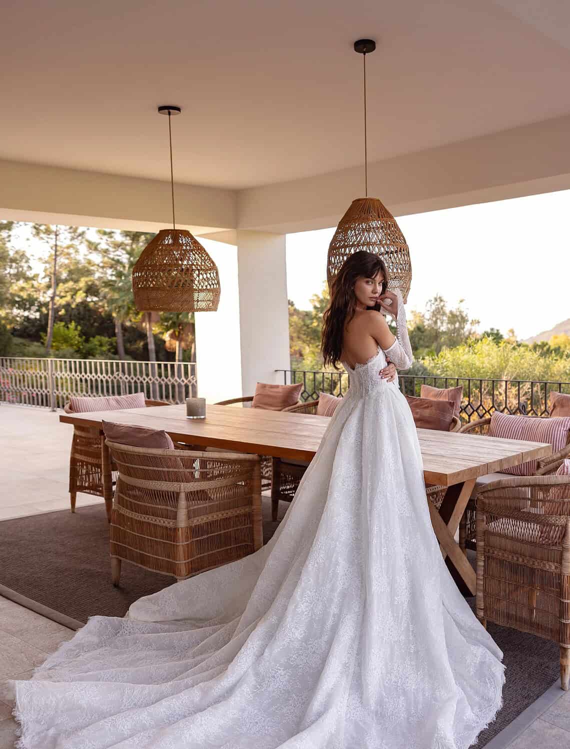 Trouwjurk Kira van Tina Valerdi kopen bij Weddings 3