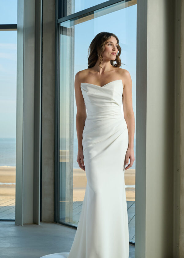 Trouwjurk Lilou van Azuree kopen bij Weddings 3