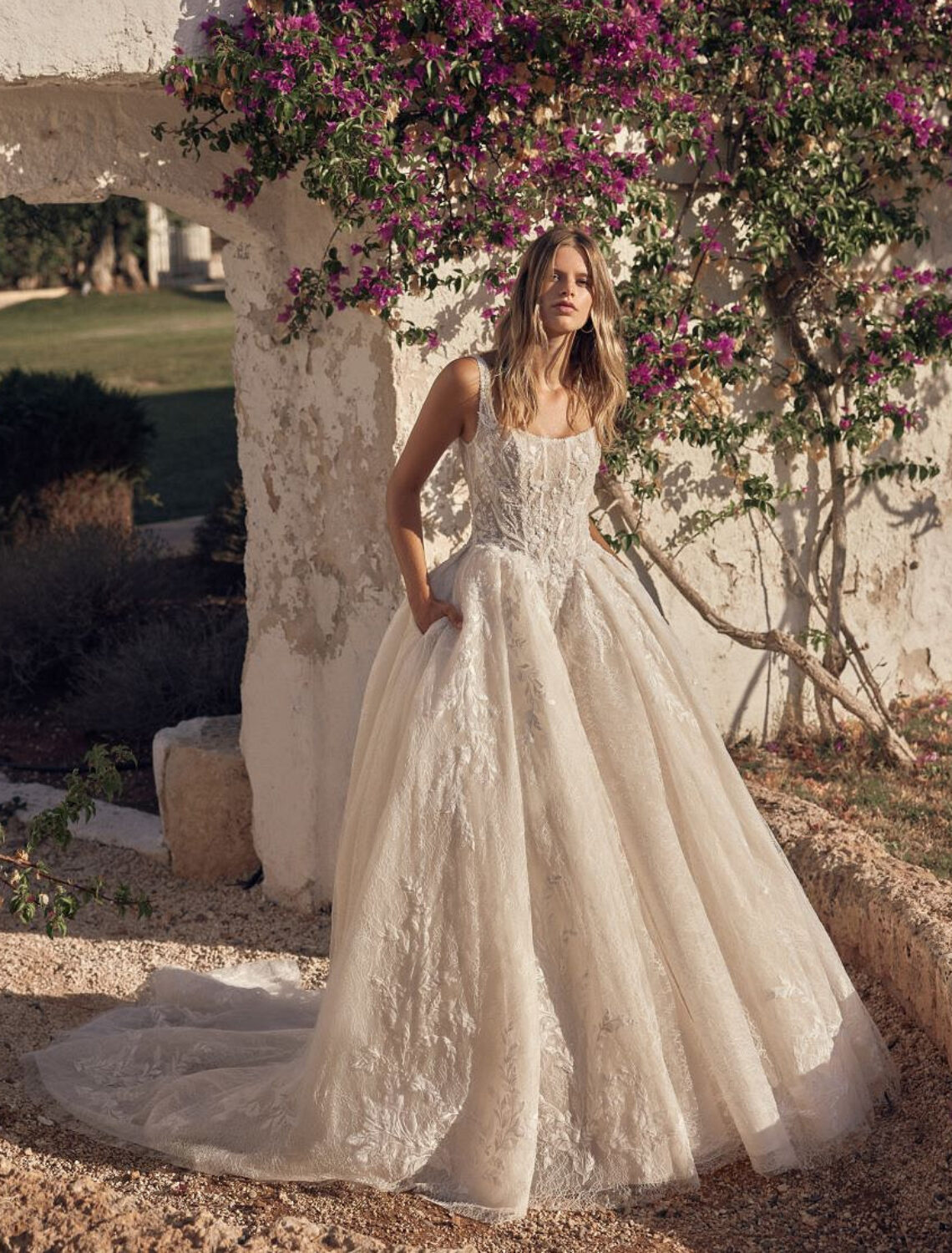 Jurk Lissandra van Modeca kopen bij Weddings 4