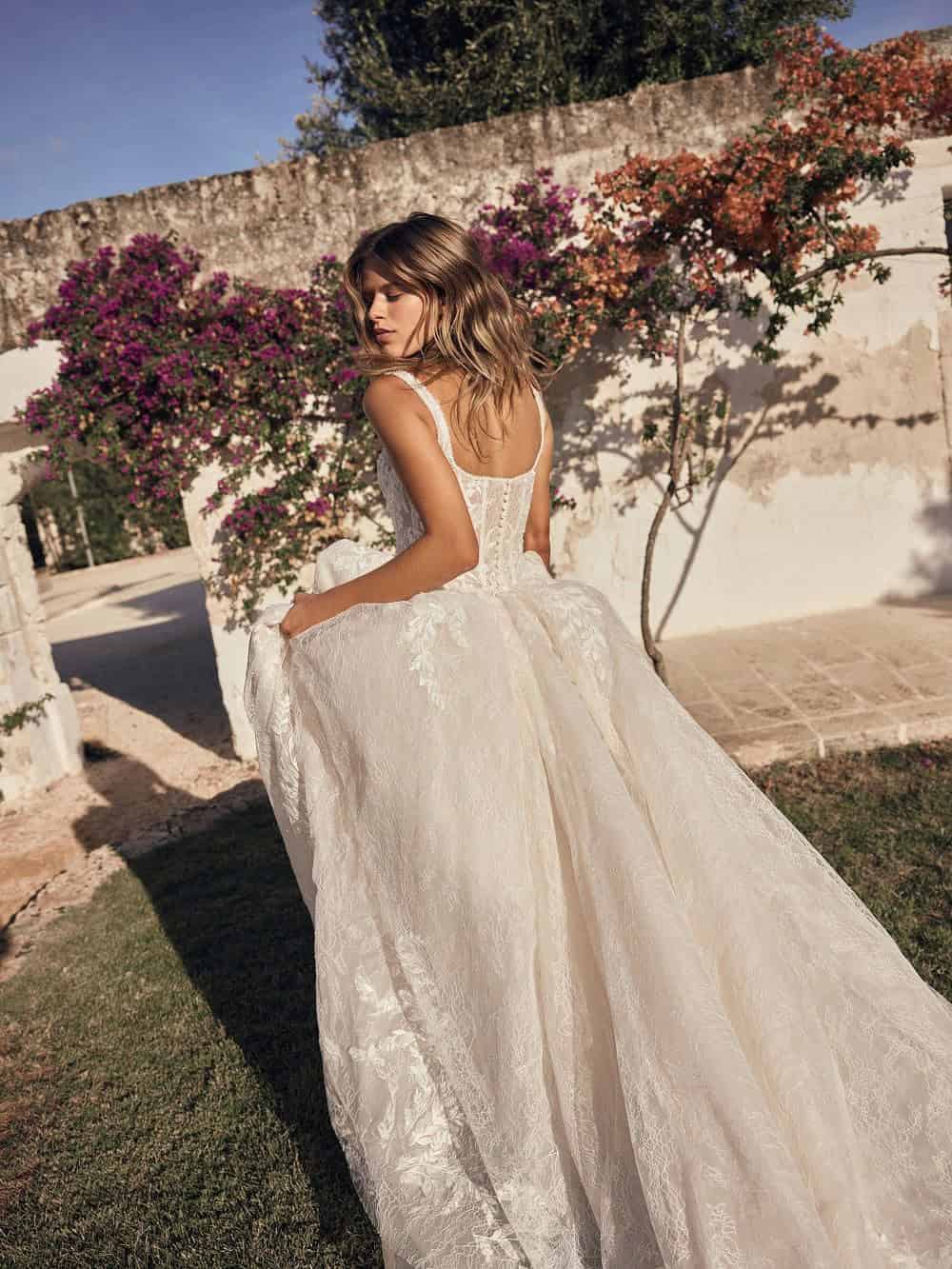 Jurk Lissandra van Modeca kopen bij Weddings 3
