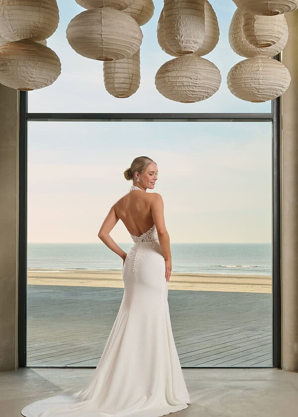 Trouwjurk Lorain van Azuree kopen bij Weddings 1