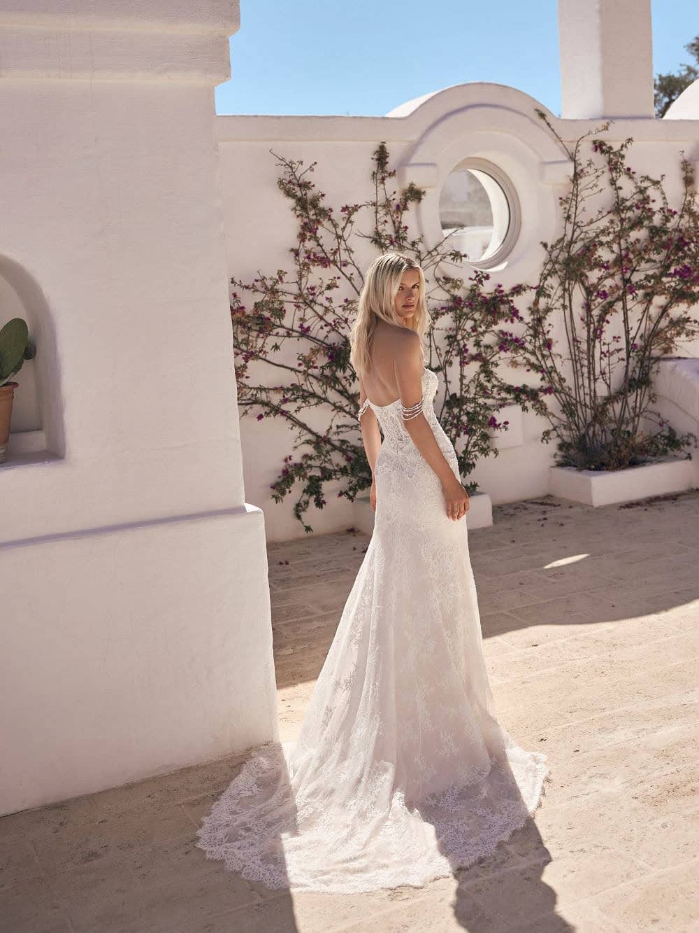 Jurk lulu van Modeca nu kopen bij Weddings 1