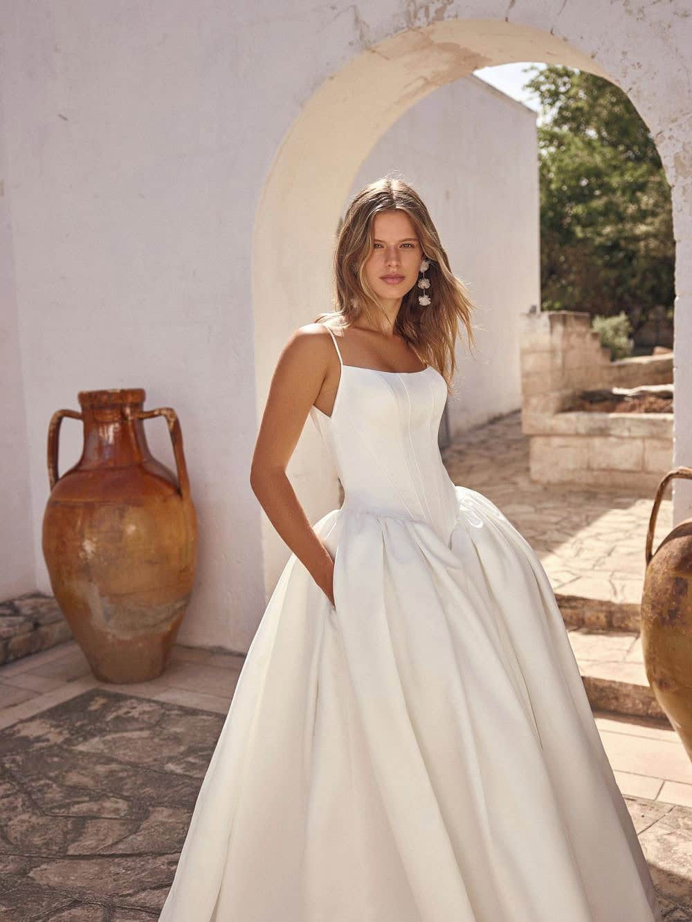 Jurk Lyrelle van Modeca nu te koop bij Weddings 2