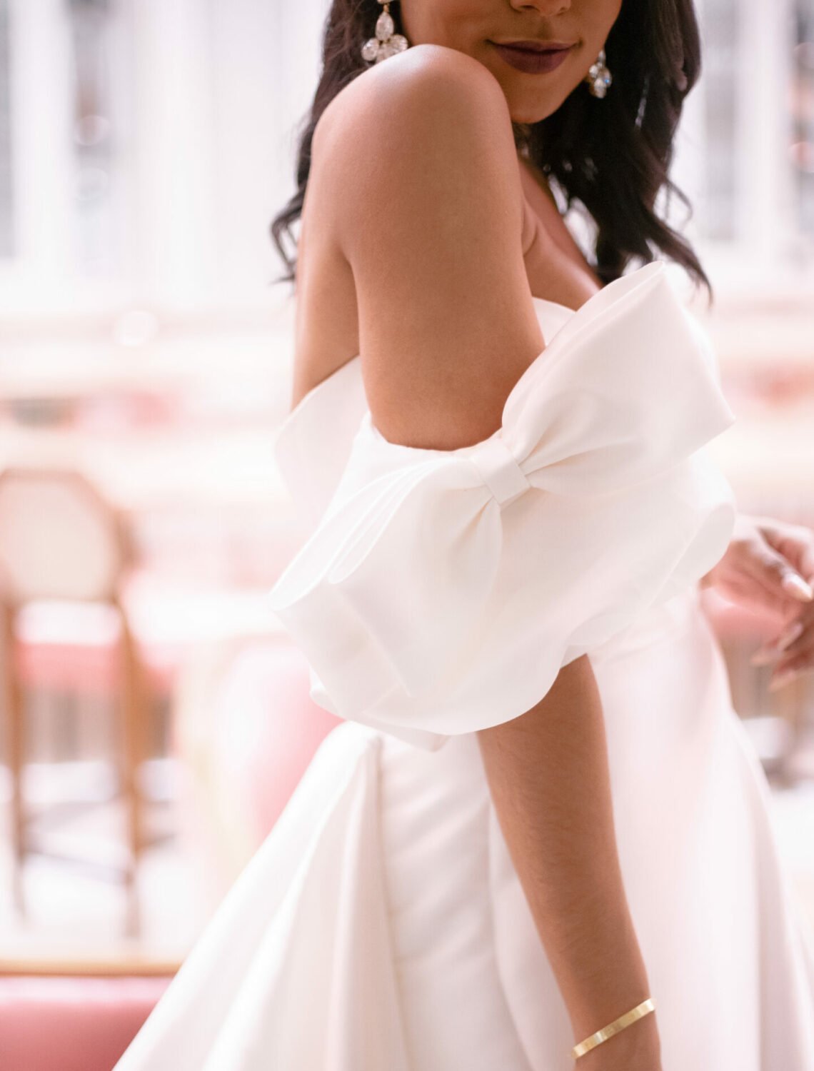 Trouwjurk D3822 van Essense of Australia kopen bij Weddings 5