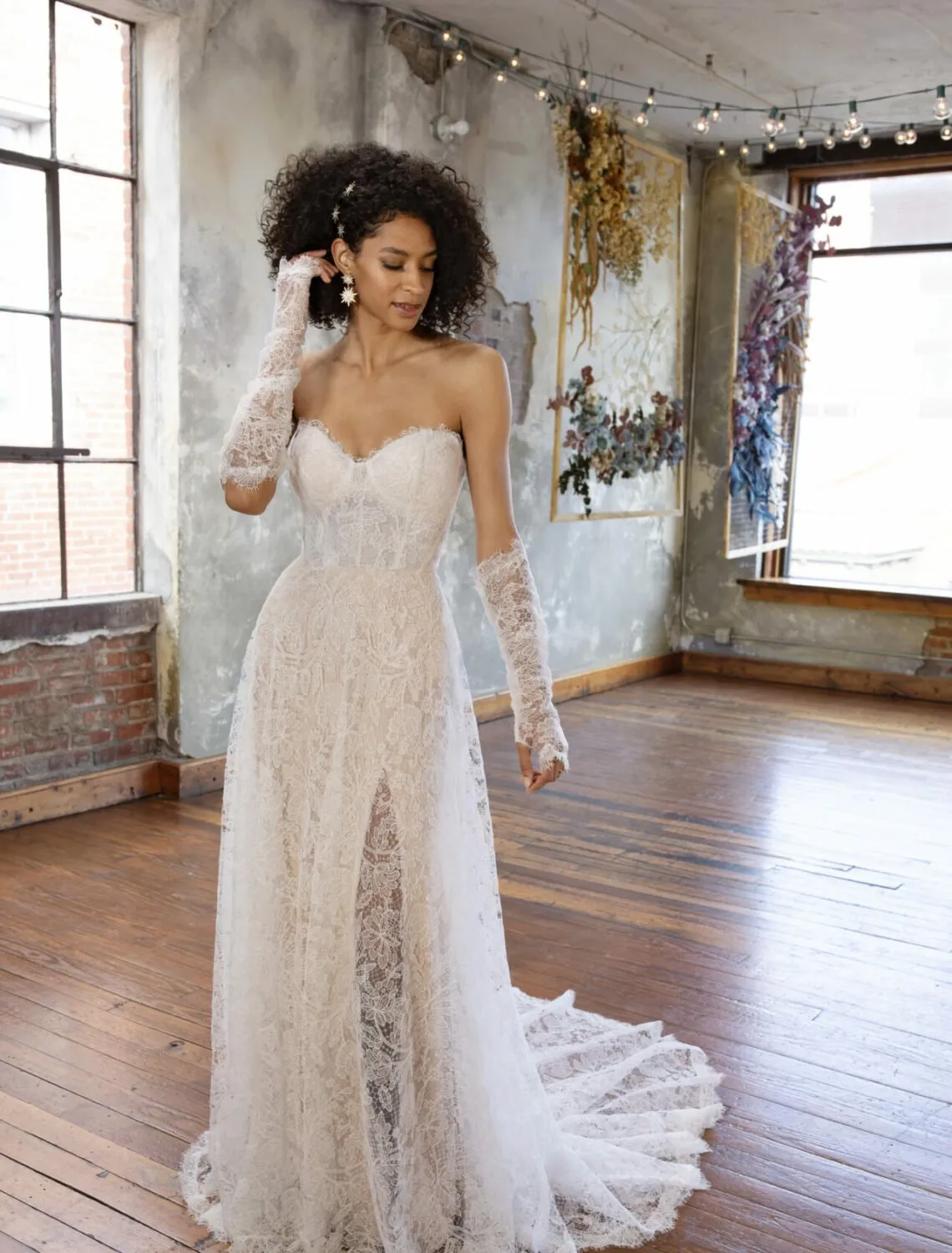 Trouwjurk Klara van All Who Wonder kopen bij Weddings 4