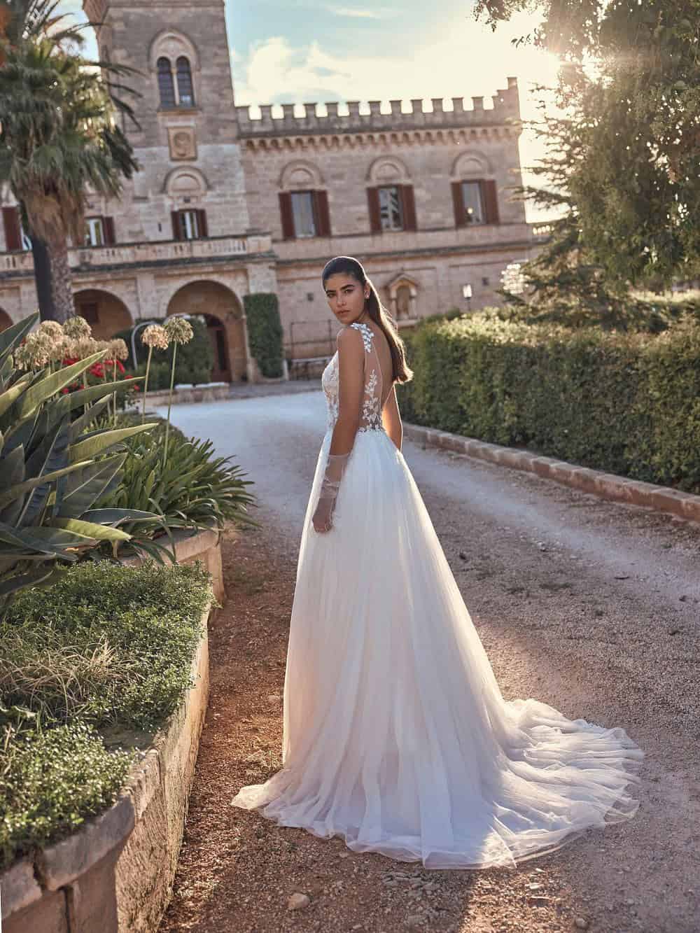 Trouwjurk Madelina van Modeca kopen bij Weddings 1