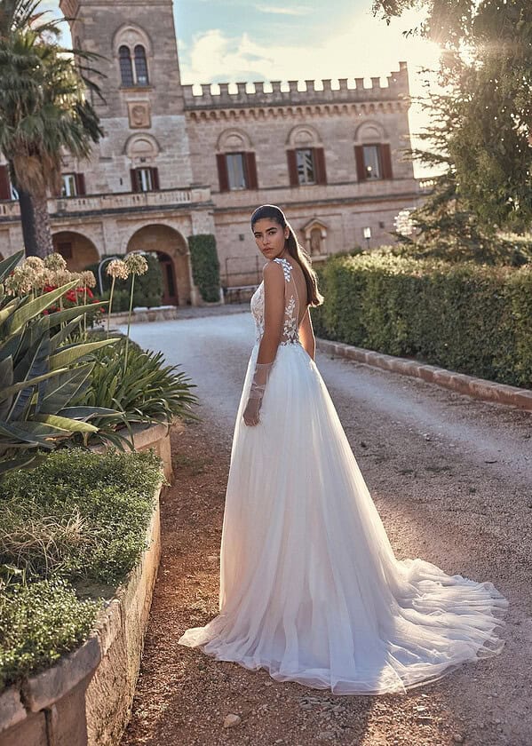 Trouwjurk Madelina van Modeca kopen bij Weddings 1