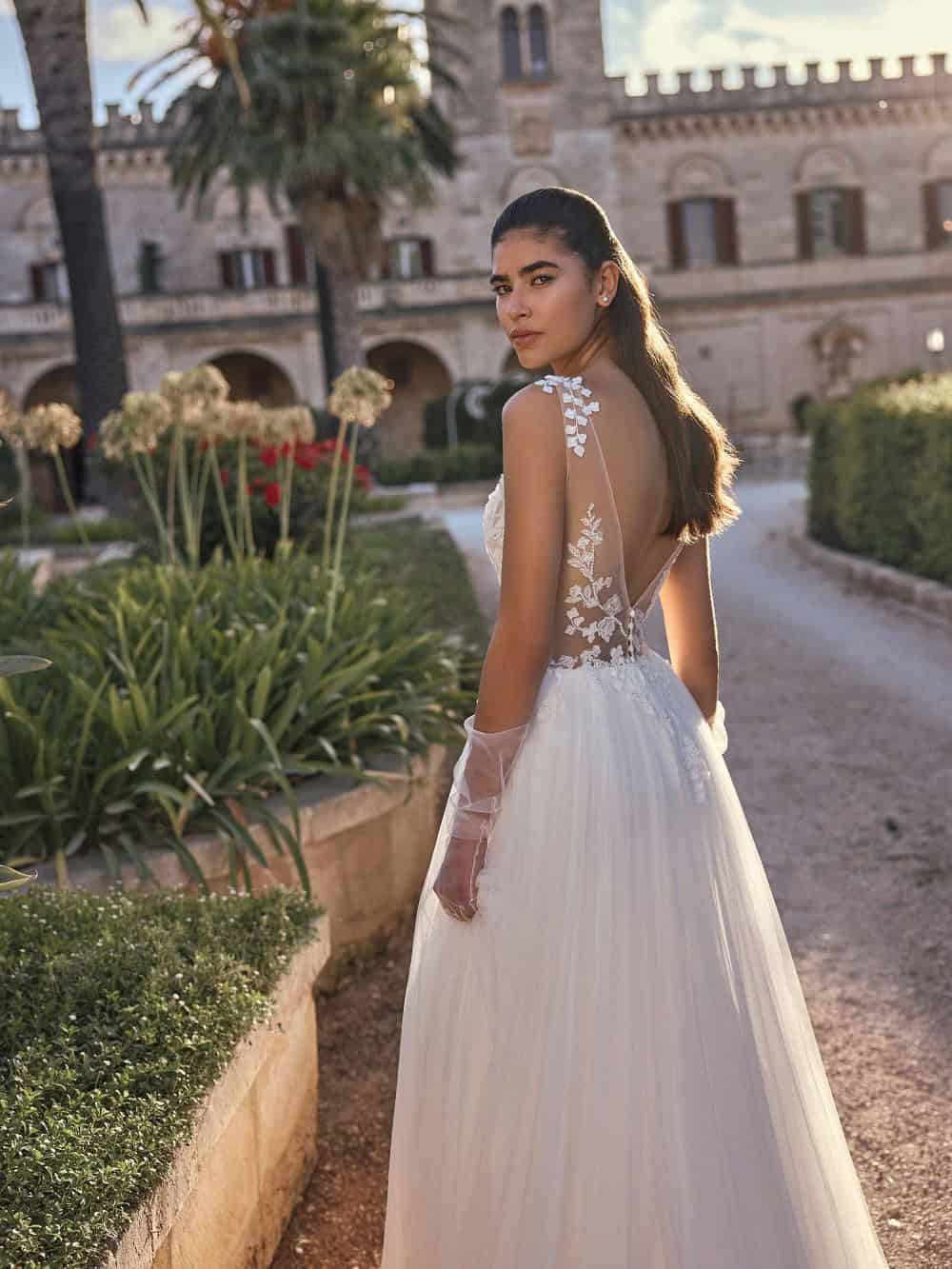 Trouwjurk Madelina van Modeca kopen bij Weddings 3