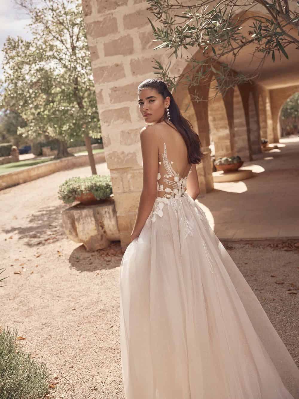 Trouwjurk Mae van Modeca kopen bij Weddings 3