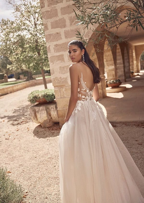 Trouwjurk Mae van Modeca kopen bij Weddings 3